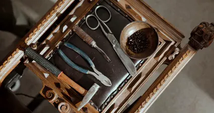 Horizontal video: A close up of a wooden table with scissors and other tools 5095287. Duration: 14 seconds. Resolution: 4096x2160