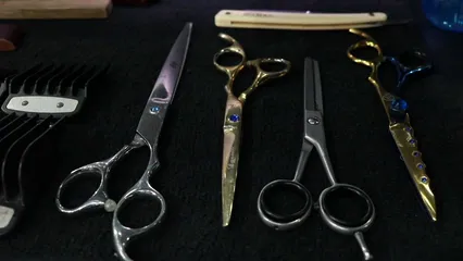 Horizontal video: Close up video of barber tools 5587376. Duration: 4 seconds. Resolution: 1920x1080
