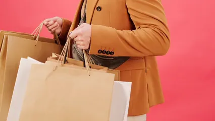 Horizontal video: A man went into a shopping spree 5889062. Duration: 15 seconds. Resolution: 3840x2160
