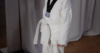 Horizontal video: A girl practicing karate 7990127. Duration: 30 seconds. Resolution: 4096x2160
